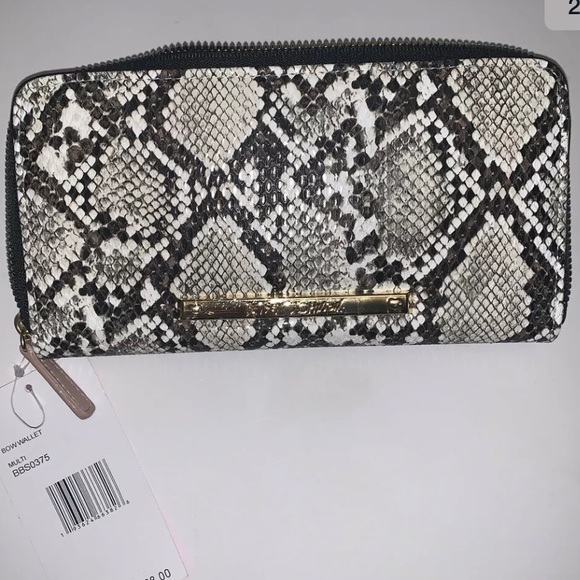 COPY - BETSEY JOHNSON Bow Wallet - Picture 2 of 4